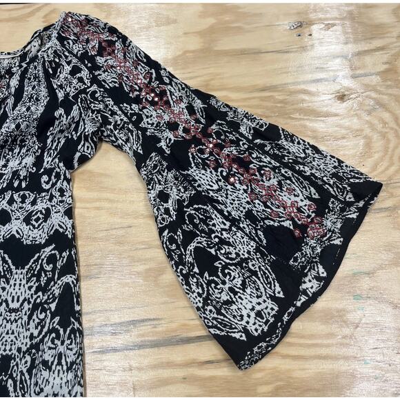 SOFT SURROUNDINGS Peasant Boho Tunic Top Size L Black Relaxed Sequin Bell Sleeve - Picture 5 of 13